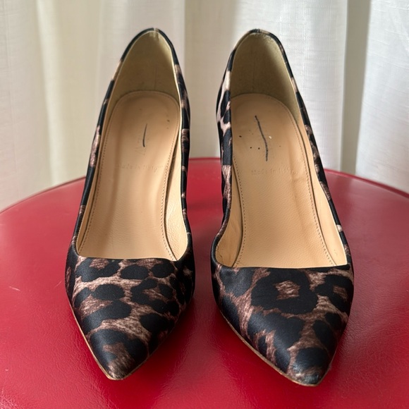 J Crew Satin Heels Sz 5.5 - Picture 1 of 7